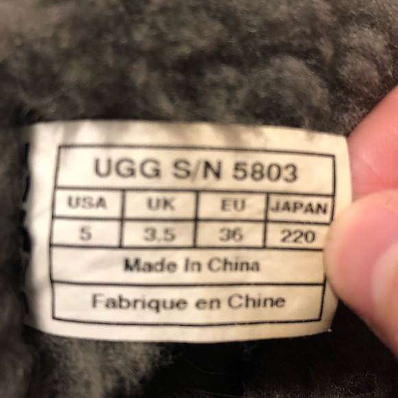 Grey Uggs - Picture 5 of 6